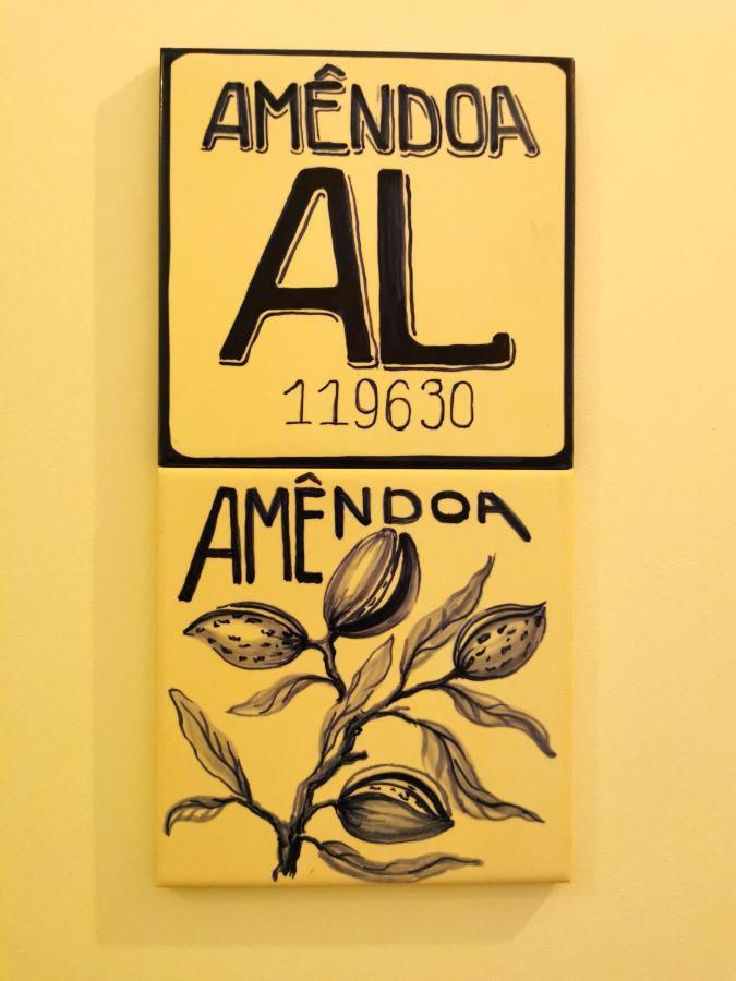 Charming Portuguese Style Apartment, For Rent "Vida A Portuguesa", "Amendoa Or Limao" Alojamento Local Портиман Екстериор снимка
